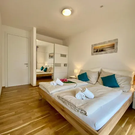 Neubau, Gemuetlich Und Modern See Und Zentrum Nah By Seebnb